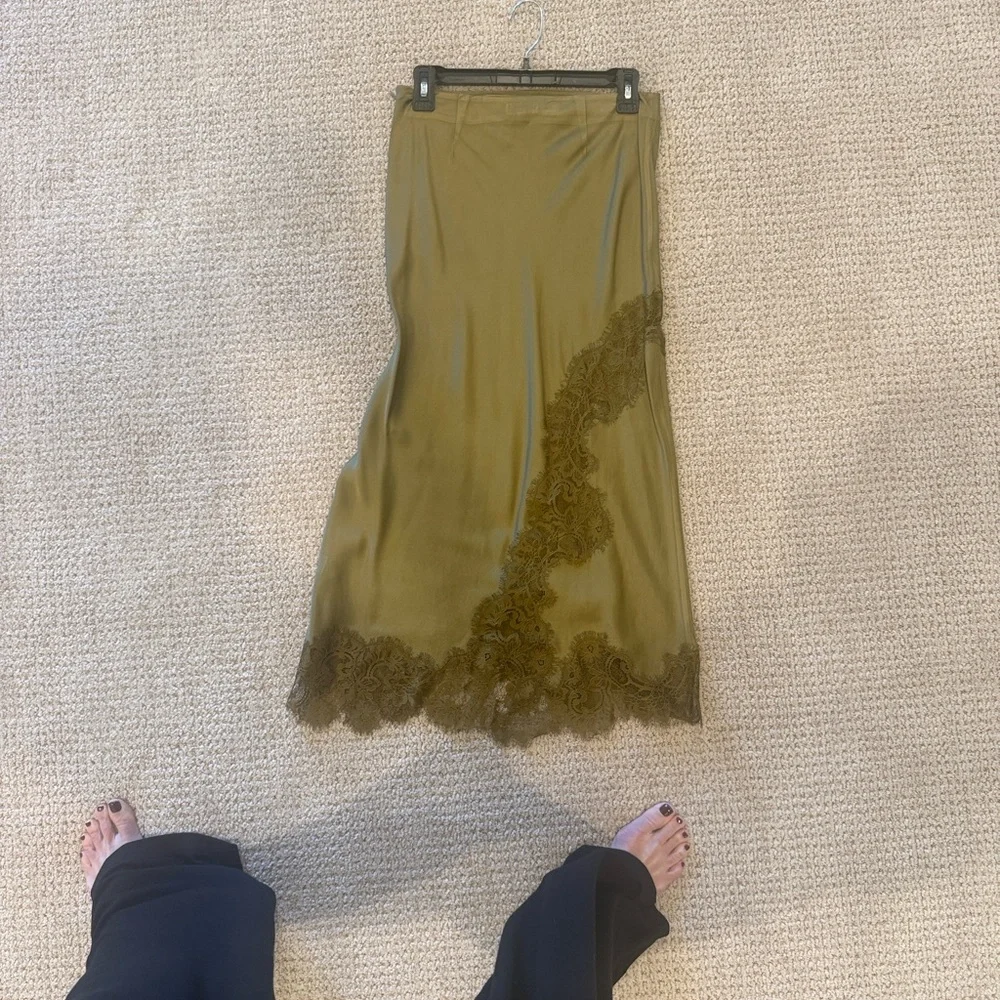 A.L.C. Gracie satin and lace top and skirt set - Picture 4 of 8